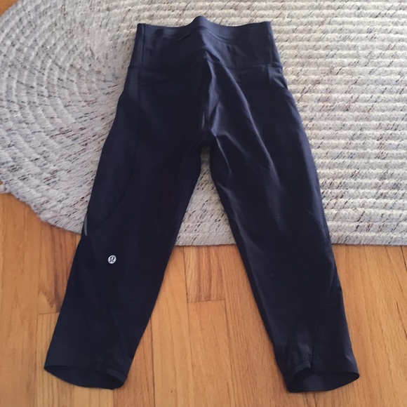 Navy lululemon leggings - Picture 2 of 4